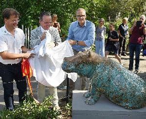 Zoo erhält Majolika-Flusspferd